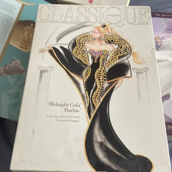 Multiple barbies - Picture 9 of 14